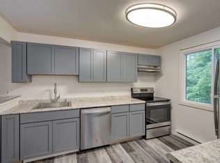 Oakbrook Manor Apartments, Ravena, NY 12143