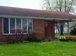 108 E 10th St, Metropolis, IL 62960