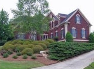 8545 Royal Troon Dr, Duluth, GA 30097