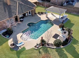 1416 Fence Post Dr, Fort Worth, TX 76112