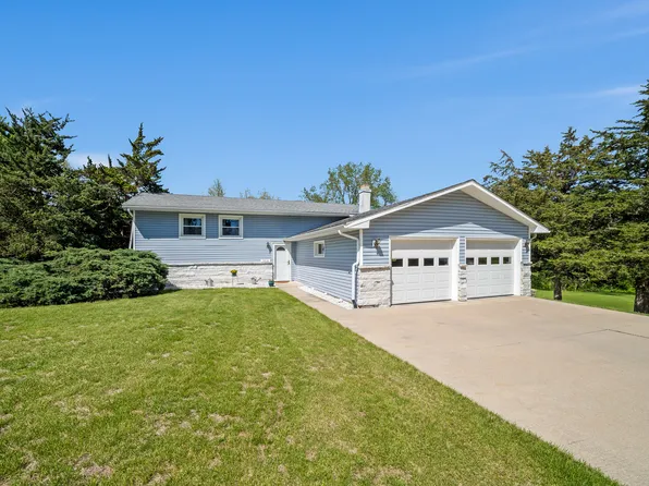 24146 Stagecoach Rd, Geneseo, IL 61254