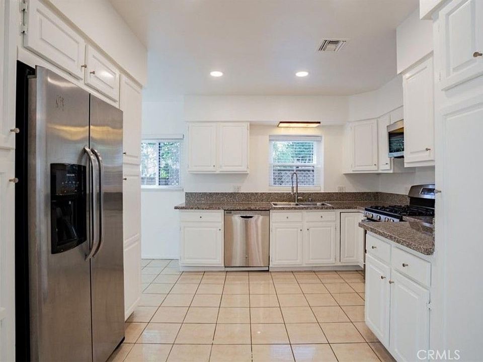 1st image of 8960 Helms Pl #3