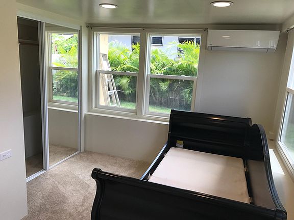 Guest Room/Office/Bedroom 2