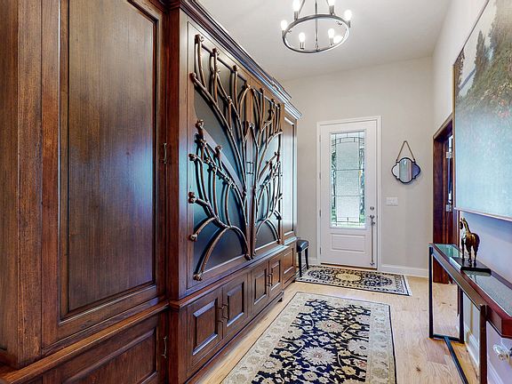 4th image of 1314 Garden View Dr