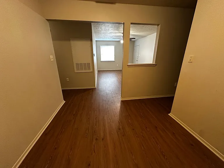 2526 Dartmouth St #205 — Photo 6