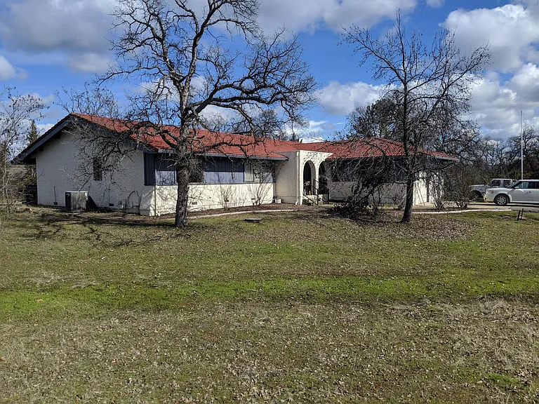 19434 Hollow Ln — Photo 3