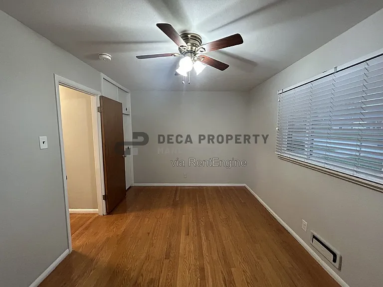6405 Kingsway Dr — Photo 8