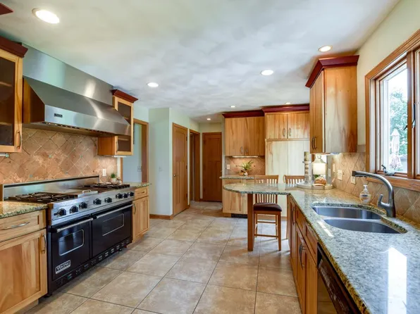 N1507 Sunset Drive, Lodi, WI 53555