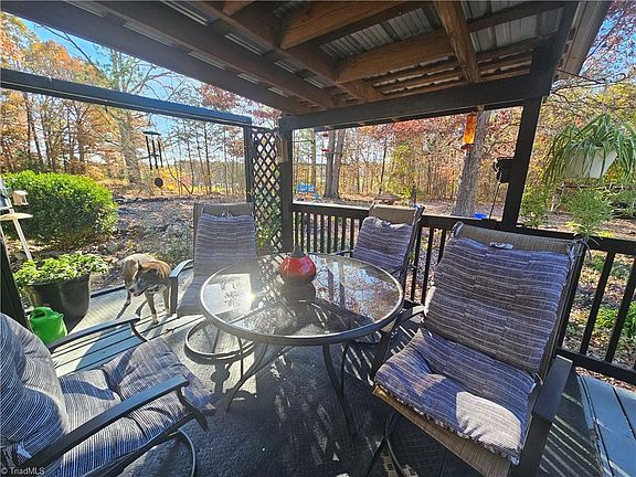 4th image of 5460 Thompson Mill Rd