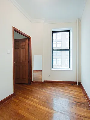 Rented by City Connections Realty | media 27