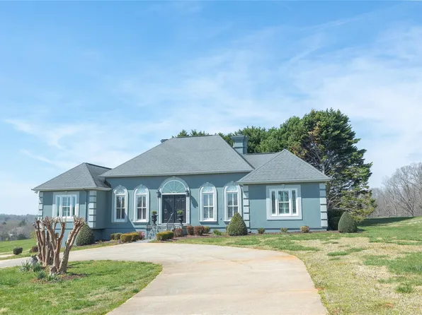 166 Tar Heel Dr, Forest City, NC 28043