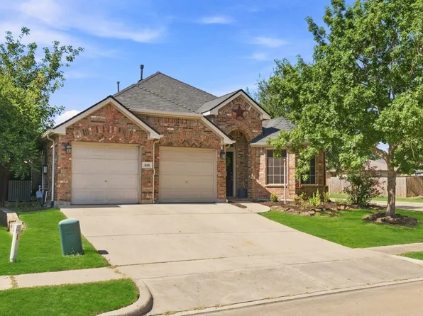 319 Sugarberry Ln, Fate, TX 75087