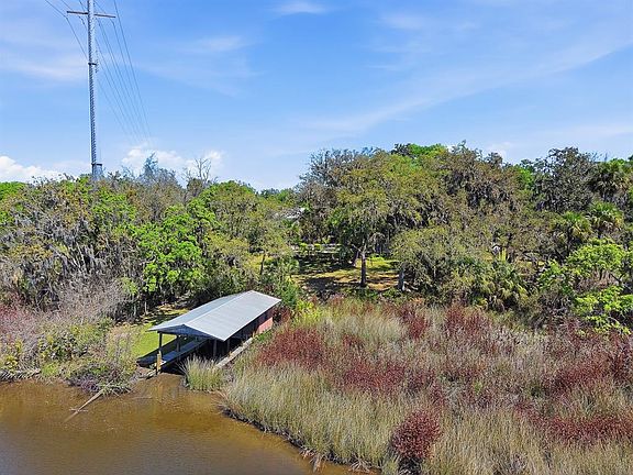 3rd image of 6491 Spruce Creek Rd