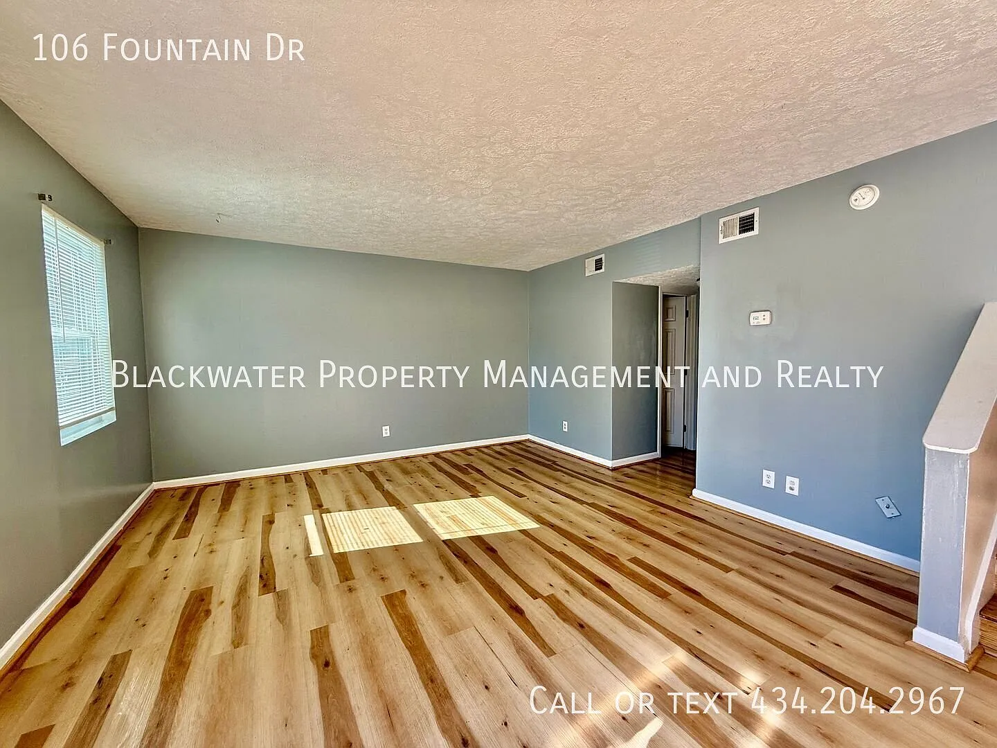 2 Bedroom Townhome off Old Forest Road — Photo 3