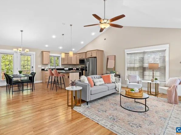 130 Reservoir Dr, Stanardsville, VA 22973