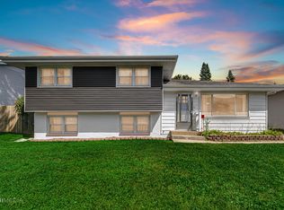 6267 S Liverpool Rd, Hobart, IN 46342