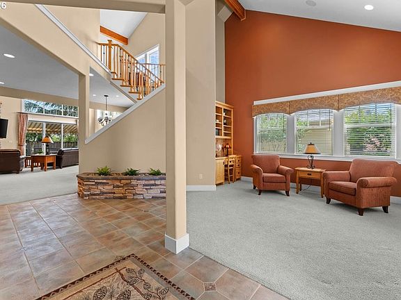 5th image of 3034 N Holladay Dr