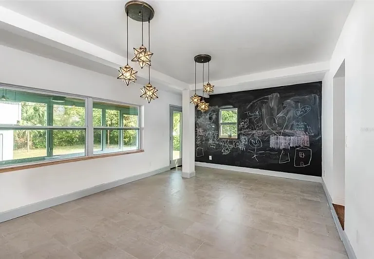 2821 Drake Dr — Photo 3
