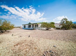 700 E Country Place Rd, Pahrump, NV 89060