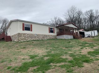 4107 Trousdale Ln, Columbia, TN 38401