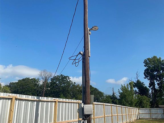 4th image of 6807 Spindle Dr