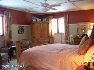5563 E Lake Carlos Dr NE, Alexandria, MN 56308