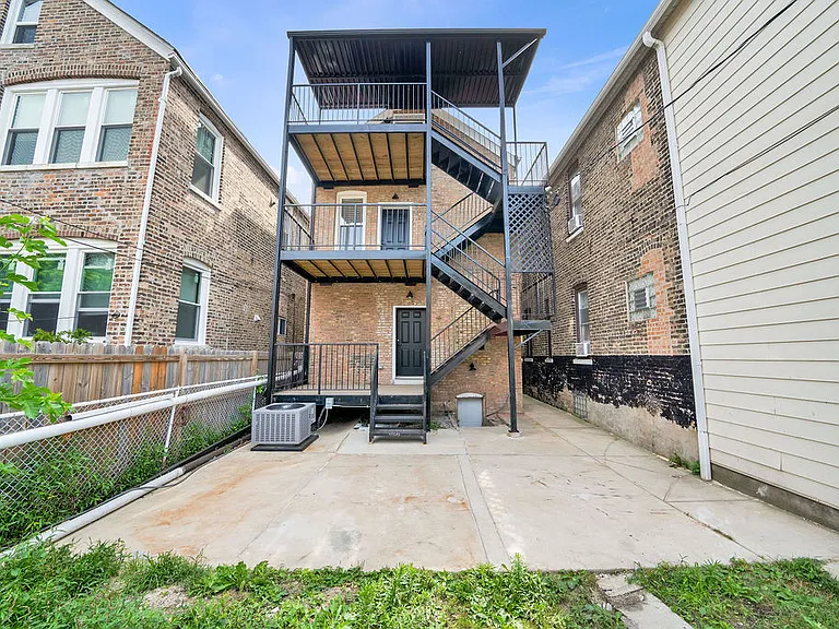 3816 S Honore St #1 — Photo 13