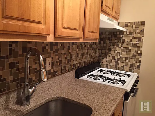 Rented by Halstead Real Estate | media 20