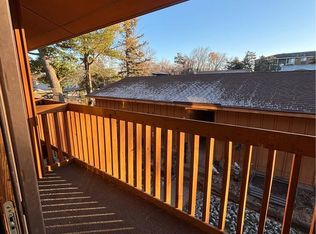 1509 Pinewood Ln, Hudson, WI 54016