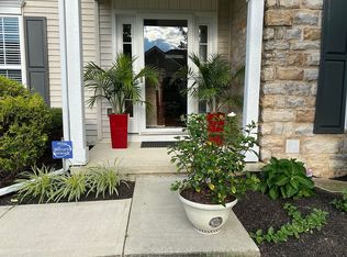 590 Forest Park Pl, Powell, OH 43065