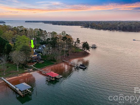 4th image of 182 Malibu Rd