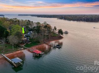 182 Malibu Rd, Mooresville, NC 28117