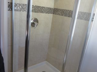 8084 Cobblestone Rd, Urbandale, IA 50322