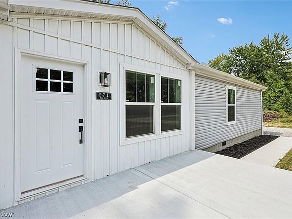 2nd image of 271 Pin Oak St