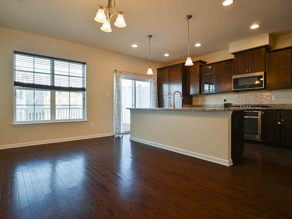 1st image of 5204 Forest Pines Dr