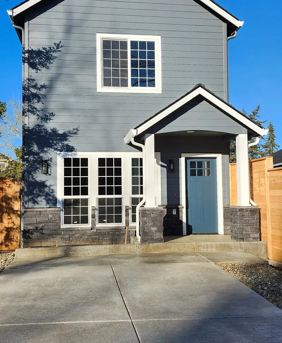 2 bed, 2.5 bath, 1194 sqft, $2,500 — Photo 1