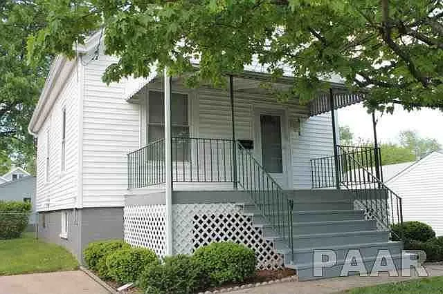 1211 W Gilbert Ave photo 1