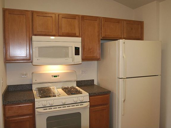 Newer Appliances - only 2 yrs. old