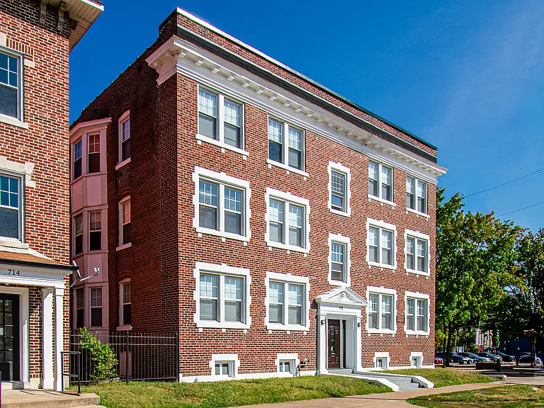 710 Leland Ave #2S — Photo 62