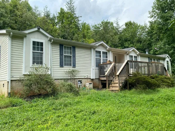 76 Thisle Grove Dr, Marion, NC 28752