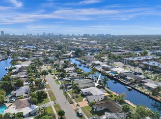 110 SE 13th St, Pompano Beach, FL 33060
