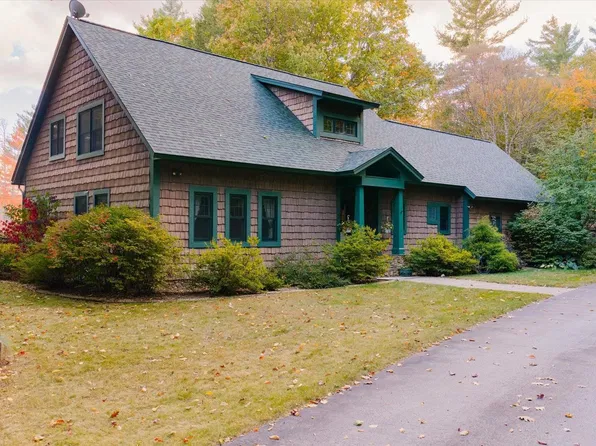 216 Old Forest Road, Stoddard, NH 03464