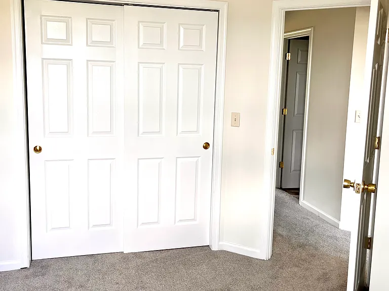 535 Marion Rd — Photo 17