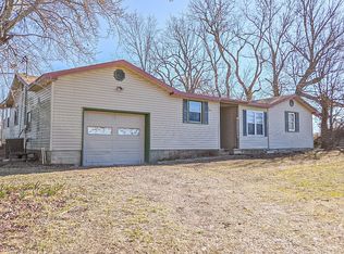 494 Red Top Road, Buffalo, MO 65622