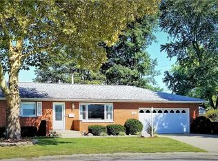 308 Apache Dr, Litchfield, IL 62056