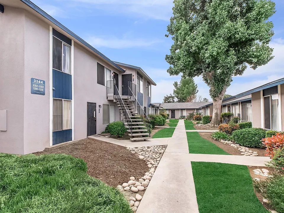 Welcome to Cameron Park Apartments || Your Fresno Oasis Awaits