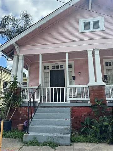 2 bed, 1.0 bath, 1064 sqft, $1,300 — Photo 2