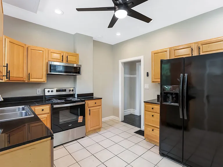 412 E Oakland Ave #412 — Photo 16