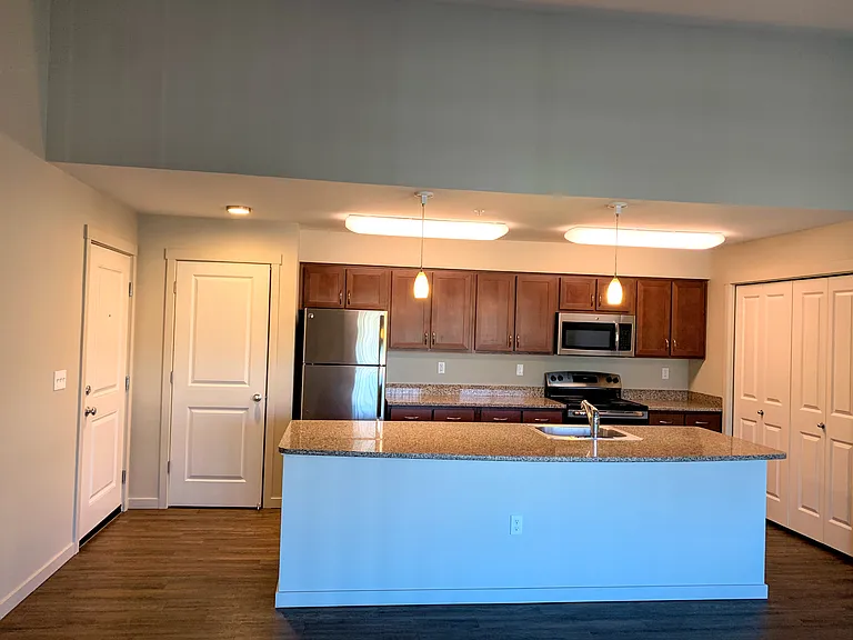 Rock Creek Ridge Apartments — Photo 16