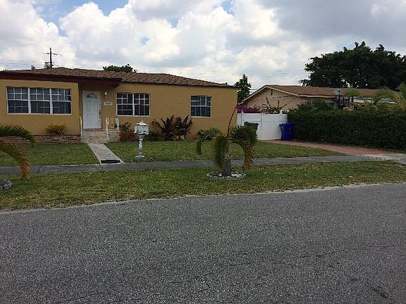 3rd image of 3751 NW 1st St